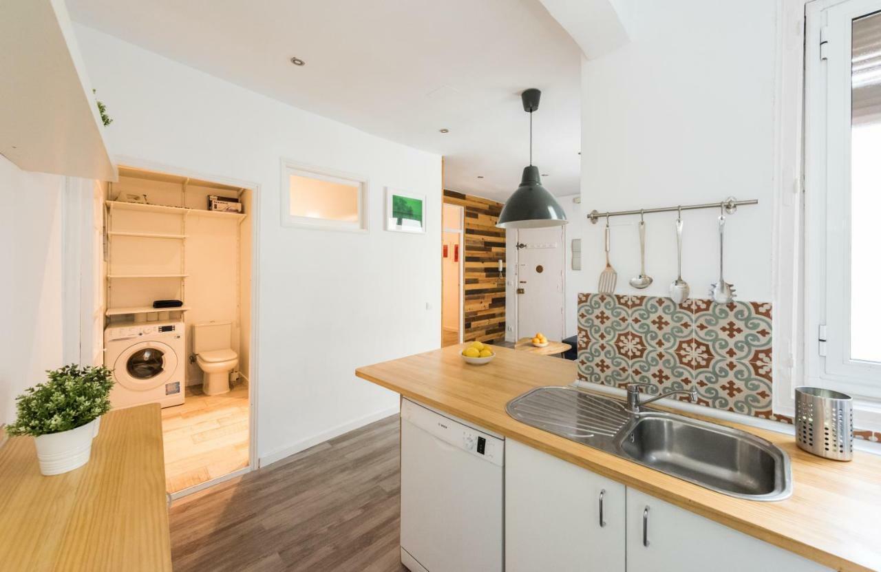 Apartamento En Sol, Madrid Centroアパートメント エクステリア 写真